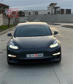 تسلا موديل 3